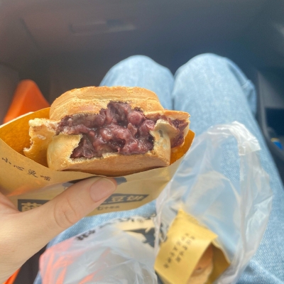 赤峰哪有红豆饼店啊电话号码-第1张图片