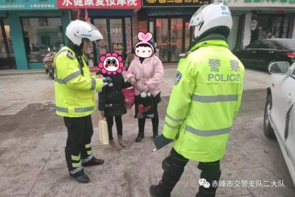 赤峰市修钥匙电话号码是多少-第1张图片