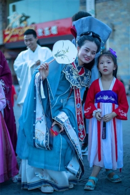 赤峰林东汉服租赁电话地址查询-第1张图片