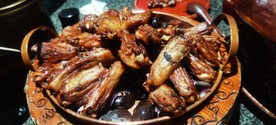 赤峰特色美食蒙餐店电话号码-第1张图片