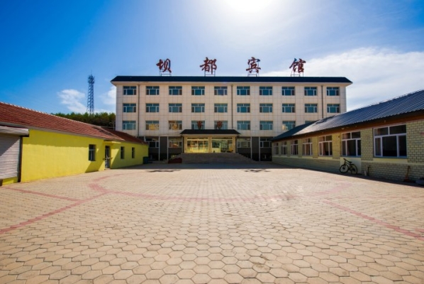 赤峰网红工厂在哪里啊电话号码-第1张图片