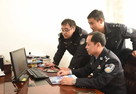 赤峰执法局电话多少号码查询-第1张图片