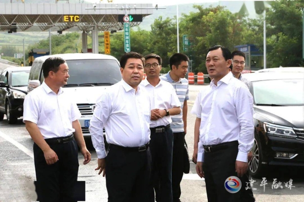赤峰到建平县黑车电话号码-第1张图片